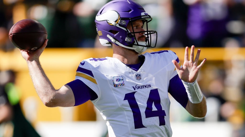 Vikings continue to extend winning streak in the NFL