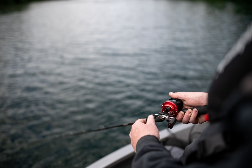 Verfahren gegen Fischwilderer werden in Thüringen oftmals eingestellt. (Archivbild)