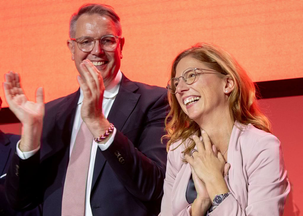 Ministerpräsident Alexander Schweitzer und die neue Partechefin Sabine Bätzing-Lichtenthäler stehen für den Generationswechsel in der rheinland-pfälzischen SPD.