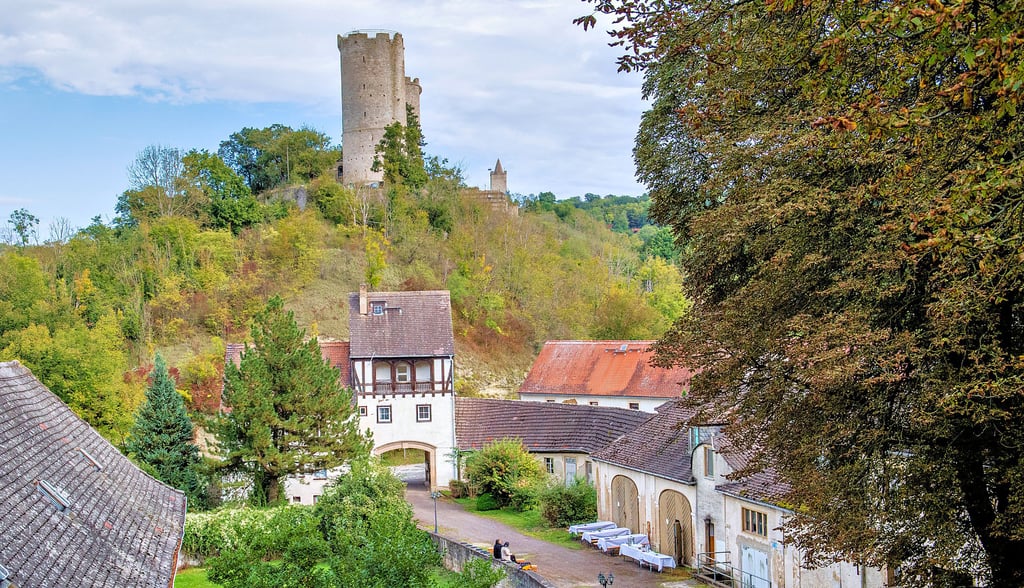 Auf dem stattlichen Gelände der einstigen Saalecker Werkstätten beginnen im November die umfangreichen Sanierungsmaßnahmen.