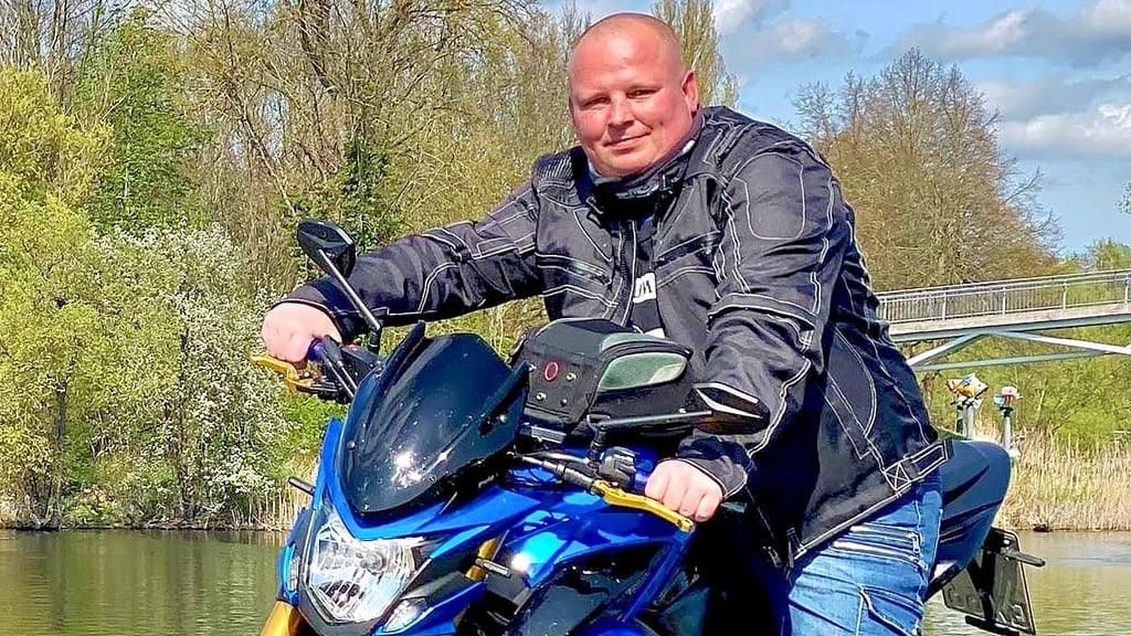 Bei einer Spritztour durch das Genthiner Umland düst sich Martin Neumann den Kopf frei.