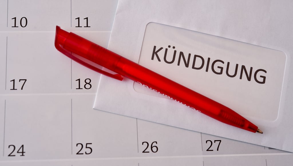Blick auf ein Kündigungsschreiben.