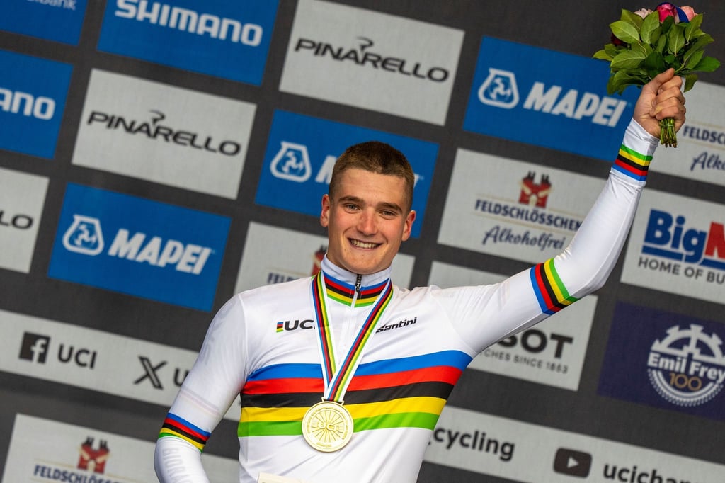 Niklas Behrens fährt künftig für das Top-Team Visma-Lease a Bike.