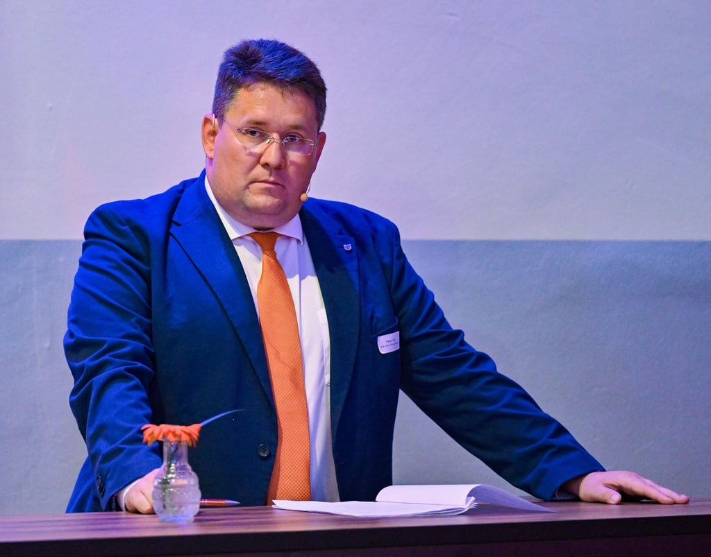 Péter Vida und seine BVB/Frein Wähler-Gruppe muss Abschied nehmen vom Landtag. (Archivbild)