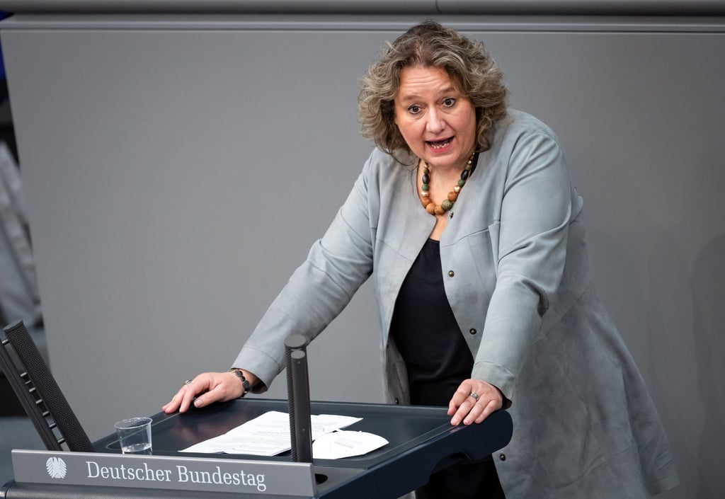 Der Paritätische Wohlfahrtsverband Niedersachsen warnt vor sozialen Kürzungen - diese seien „Sprengstoff“, sagt die Vorsitzende Kerstin Tack. (Archivbild)