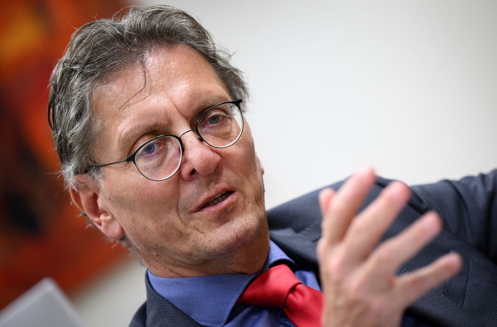Bausenator Christian Gaebler (SPD) sieht keine Perspektive für den Erhalt des ehemaligen Spaßbads SEZ. (Archivfoto)