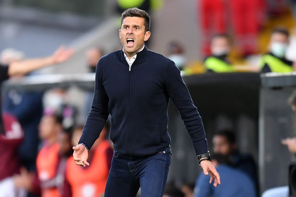 Juve-Trainer Thiago Motta trifft mit seinem Team auf RB Leipzig.