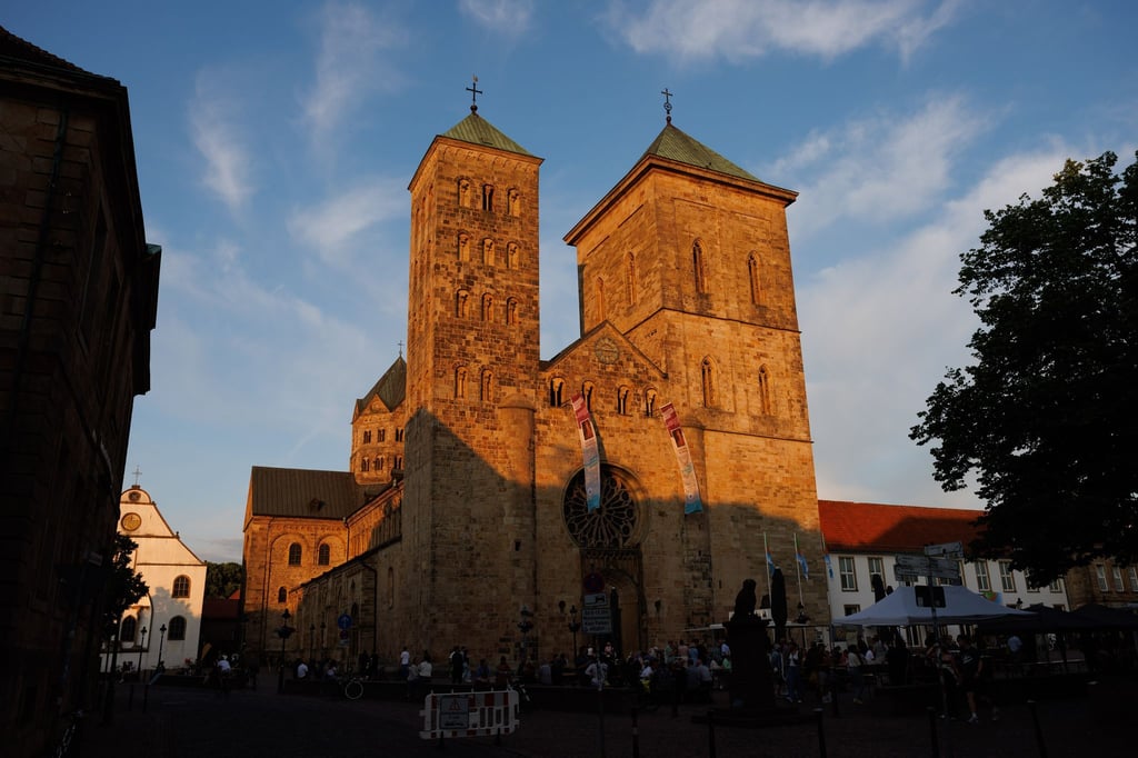 Juristen und Historiker stellen ihren Abschlussbericht zum sexuellen Missbrauch im katholischen Bistum Osnabrück vor. (Archivfoto)