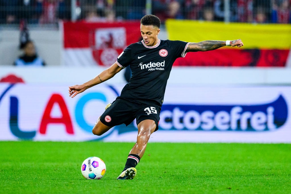Abwehrspieler Tuta fehlt Eintracht Frankfurt im Europa-League-Spiel bei Besiktas istanbul.