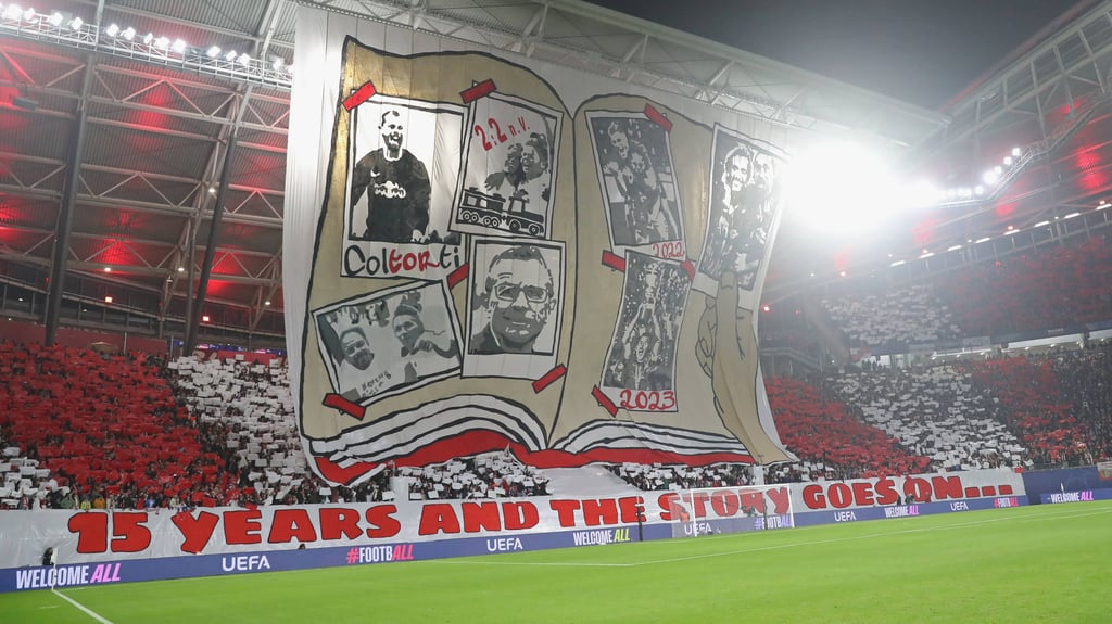 15 Jahre RB Leipzig: Geburtstagschoreo der Fans vor dem Spiel gegen Juve.