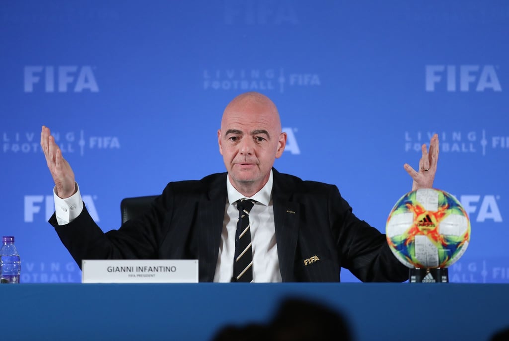 FIFA-Präsident Gianni Infantino wird im Dezember die nächsten WM-Gastgeber bekanntgeben.