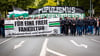 Hannover-Fans demonstrieren in Braunschweig.