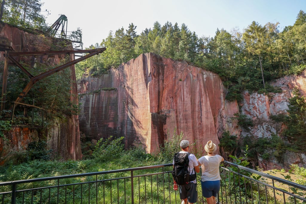 Der Rochlitzer Berg (Landkreis Mittelsachsen) gehört zu den diesjährigen Naturwundern in Deutschland (Archivbild).