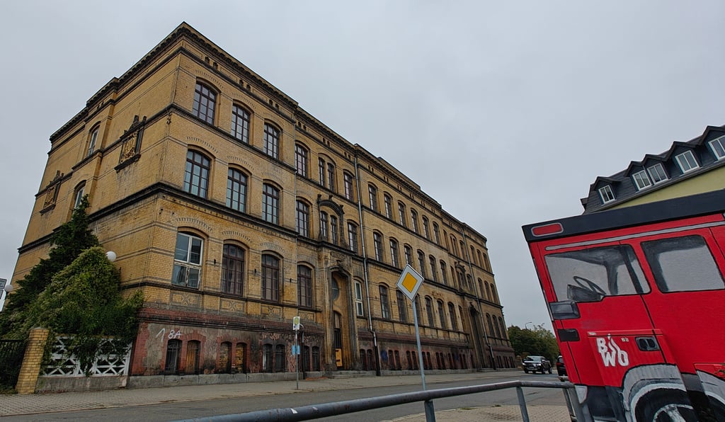Comenius-Schule in der Bitterfelder Mittelstraße 35