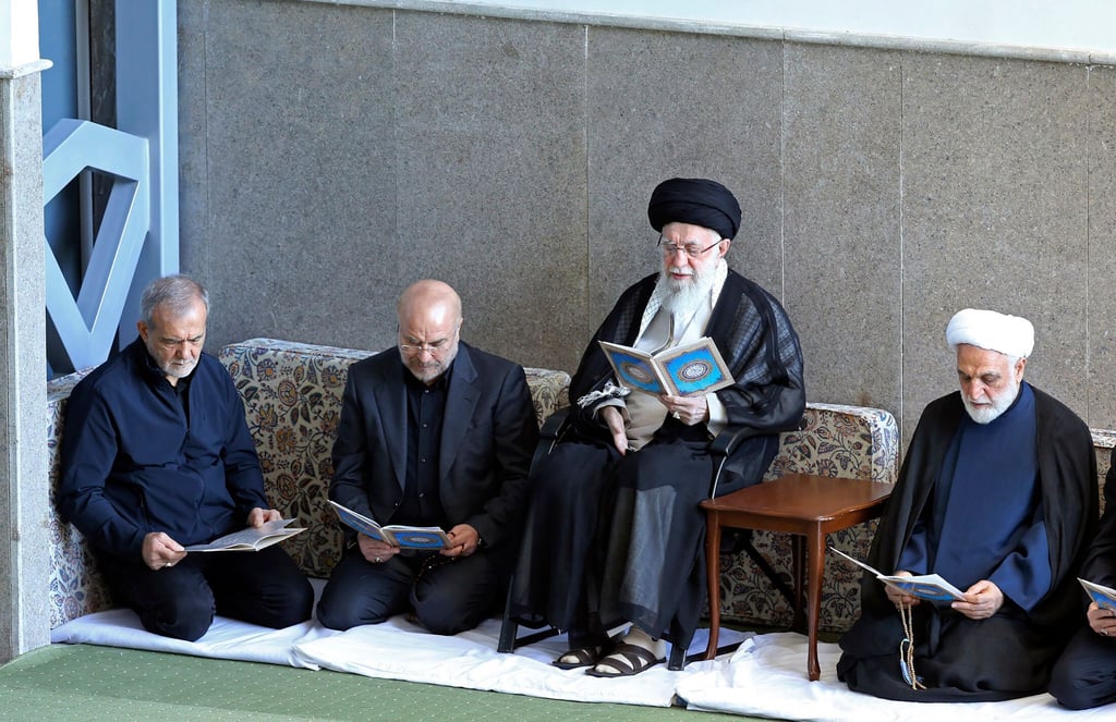 Irans Religionsführer verteidigt den Angriff auf Israel.