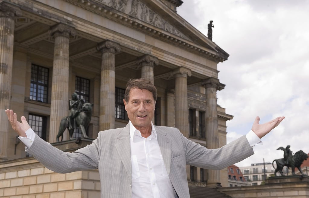 Der Sänger Udo Jürgens 2009 in Berlin auf dem Gendarmenmarkt. (Archivfoto)