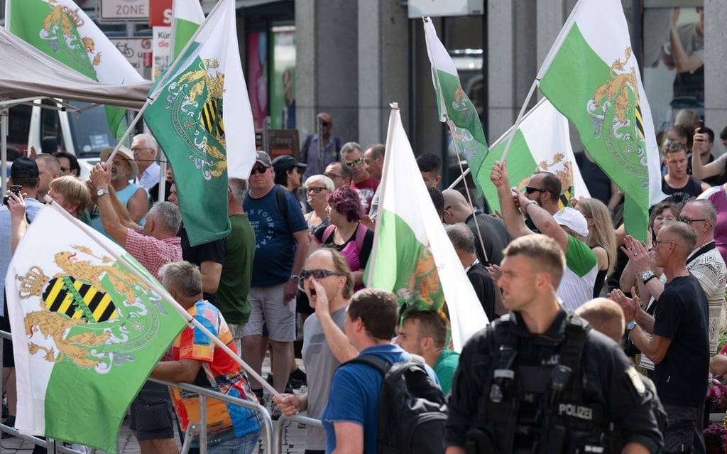 Nach einer mutmaßlichen Wahlfälschung zugunsten der Freien Sachsen bleibt die Wahl in Dresden-Langebrück gültig. (Archivbild)