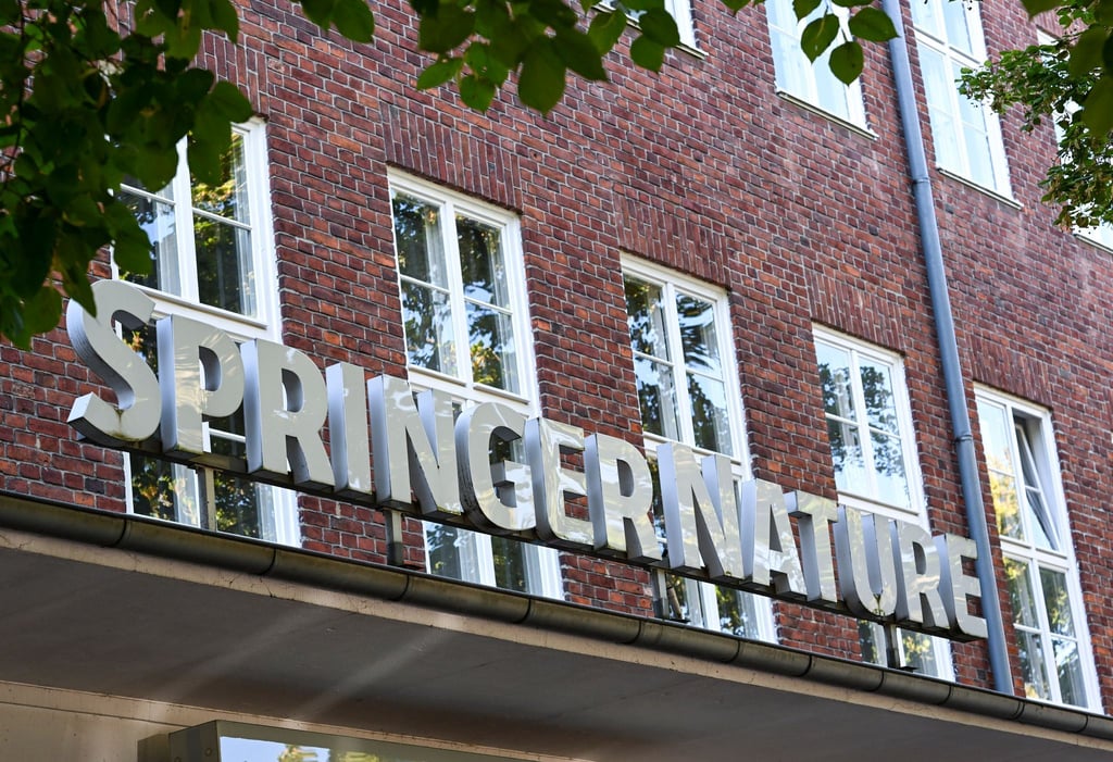 Der Wissenschaftsverlag Springer Nature hat ein erfolgreiches Börsendebüt hingelegt (Archivbild).