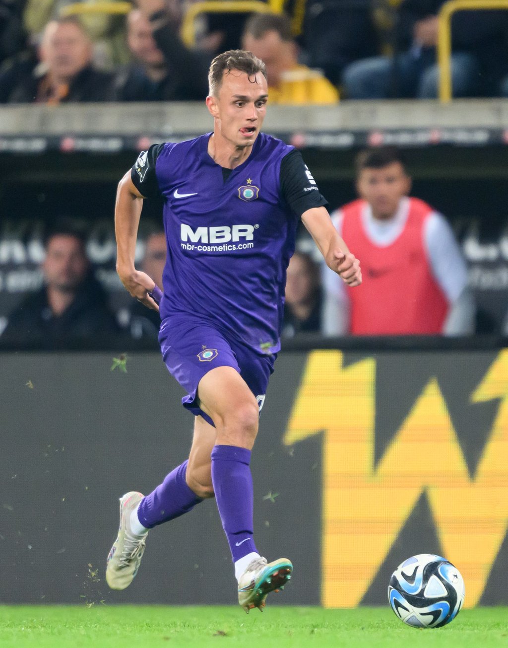 Kilian Jakob gelang gegen Hansa Rostock ein Traumtor.