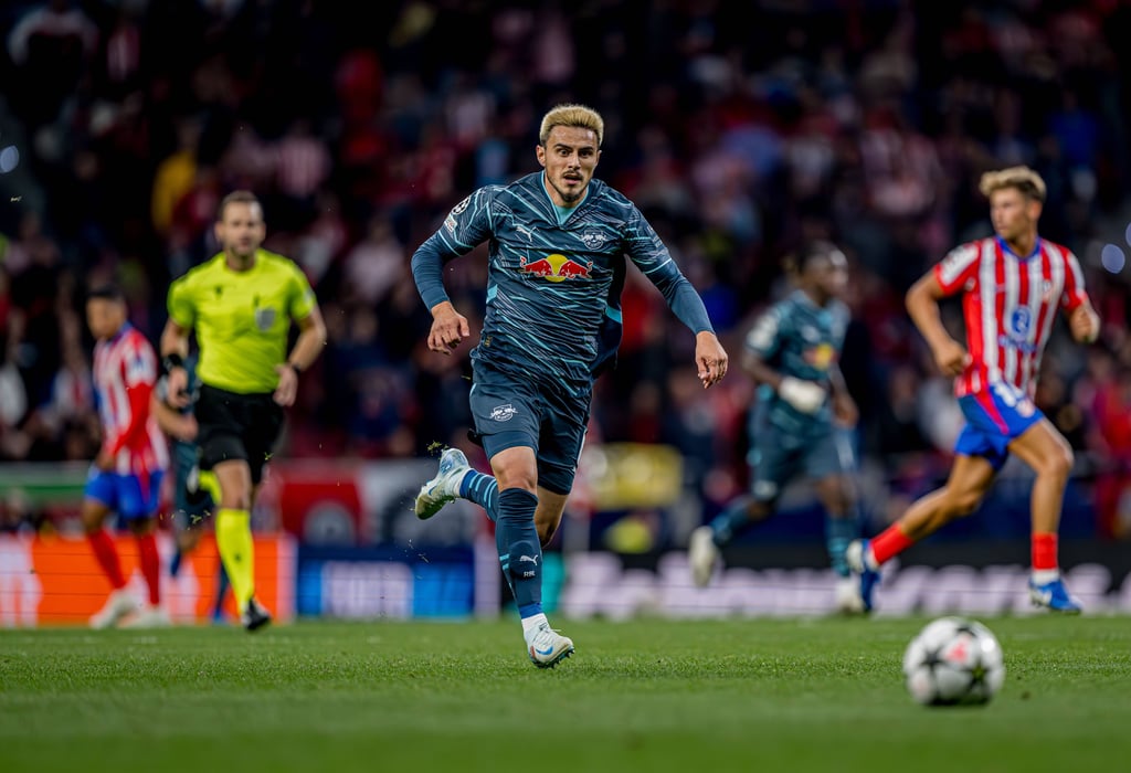 Eljif Elmas bei seinem einzigen Saisoneinsatz in der Champions League gegen Atlético Madrid.