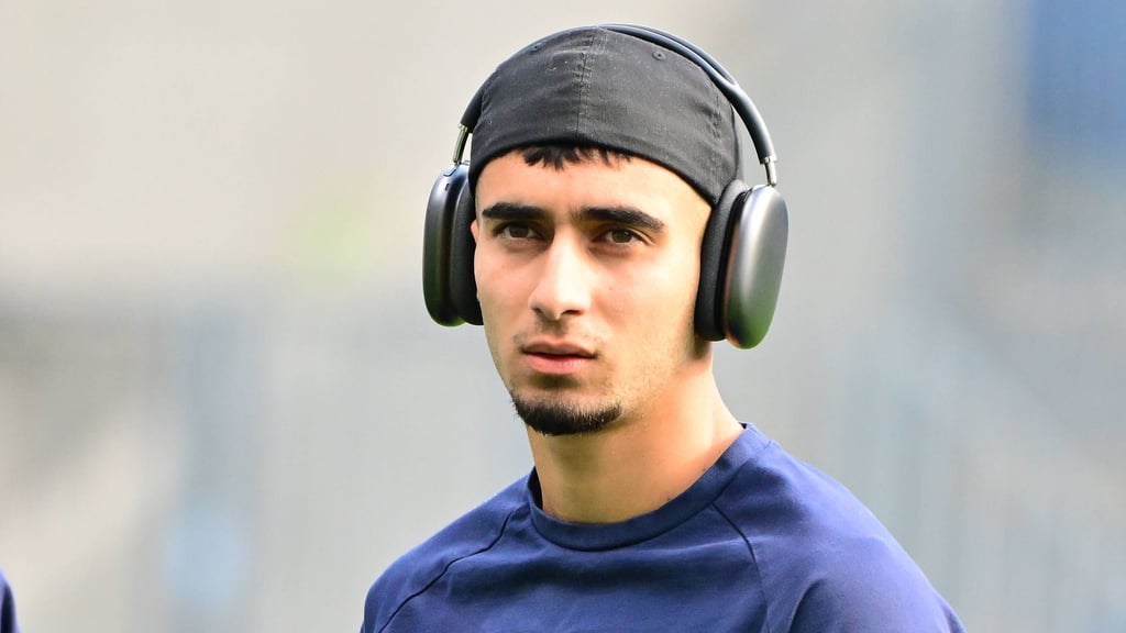 Livan Burcu spielt sich mit seinen Leistungen beim 1. FC Magdeburg in den Fokus der türkischen Nationalmannschaft.