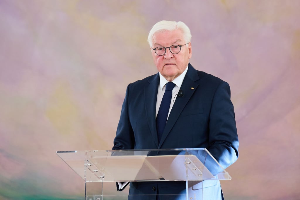 Bundespräsident Frank-Walter Steinmeier hofft auf eine politische Lösung für ein Ende des Kriegs im Nahen Osten (Archivbild)