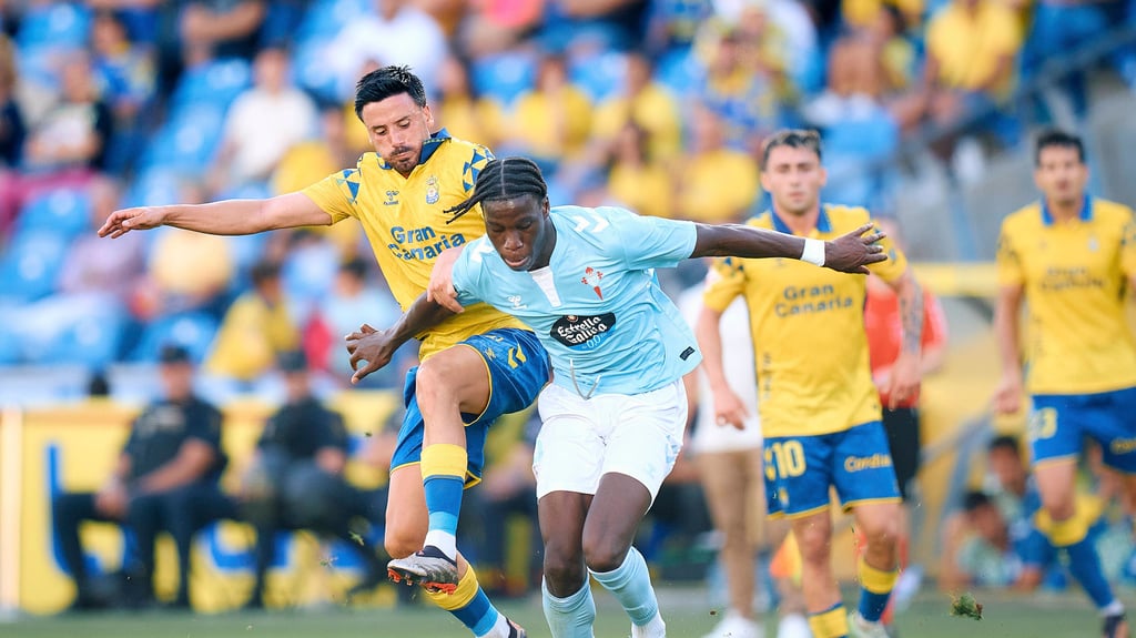 Ilaix Moriba (2.v.l.) im Spiel gegen Las Palmas.