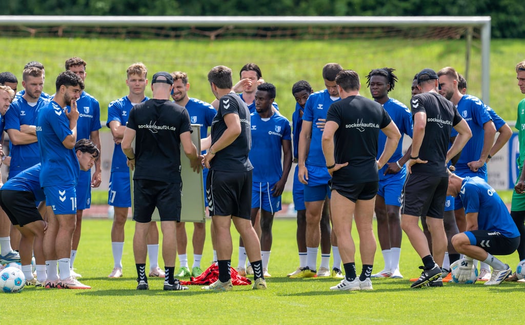 Der 1. FC Magdeburg wird sich wohl im Trainingslager in der Türkei auf die Zweitliga-Rückrunde 2025 vorbereiten.