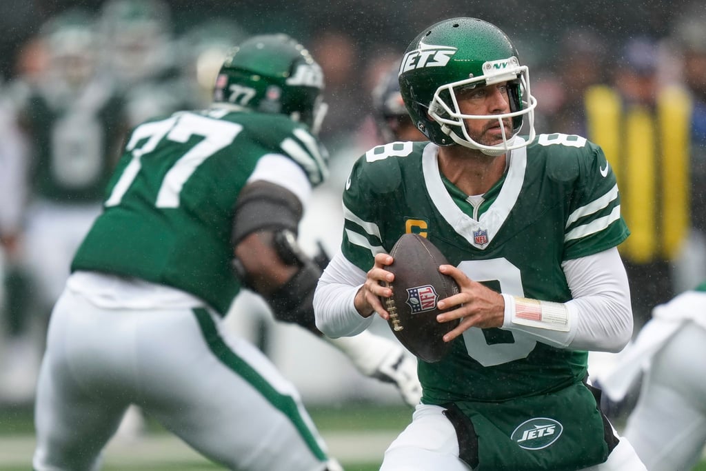 Die New York Jets von Quarterback Rodgers haben sich von Trainer Saleh getrennt.