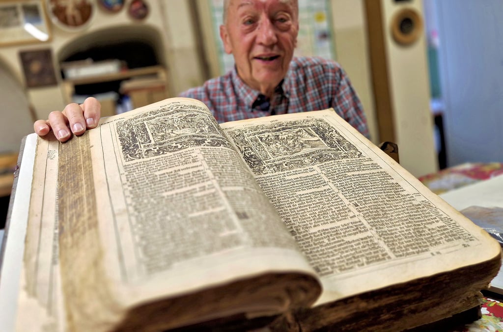 Die 1704 gedruckte Bibel dürfte zu den weitestgereisten Stücken im Bestand des Kultur- und Heimatbundes Harzgerode gehören. Sie war auf Samoa.