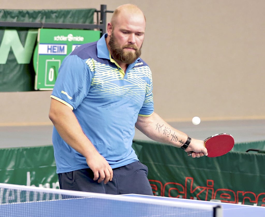 Dennis Puls spielte stark und konnte maximale 2,5 Punkte zum 6:4-Sieg des TTC II beisteuern.