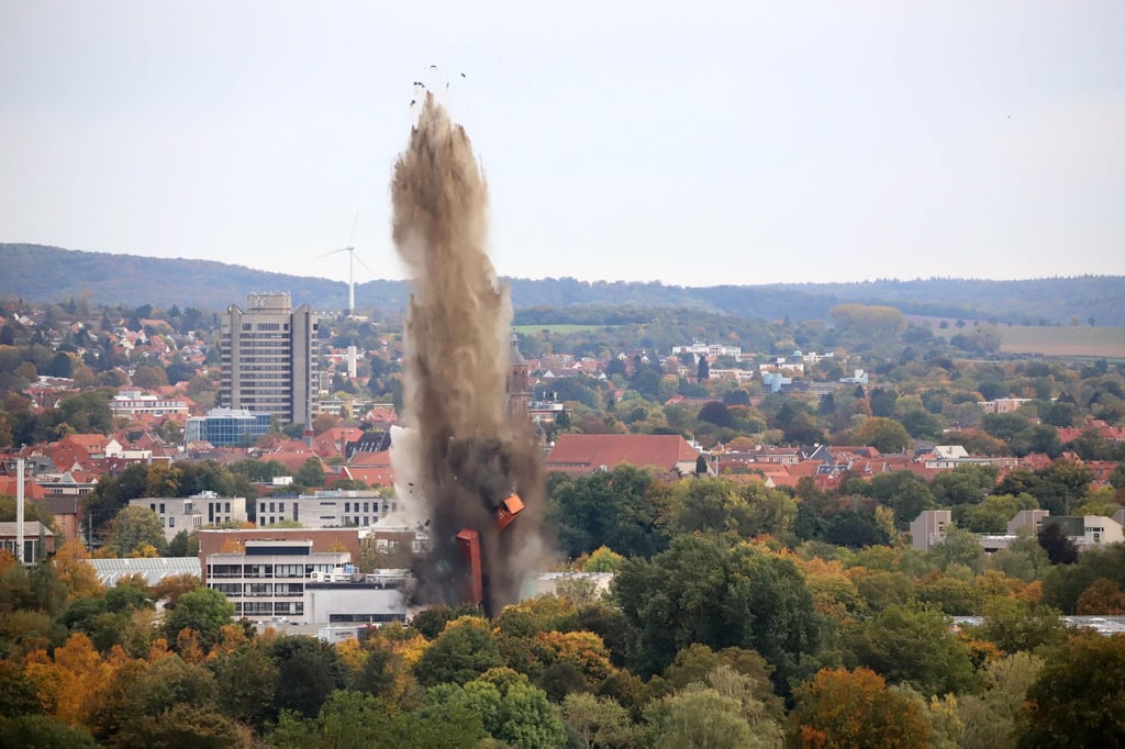 Der Moment der Sprengung dreier Weltkriegsbomben in Göttingen.