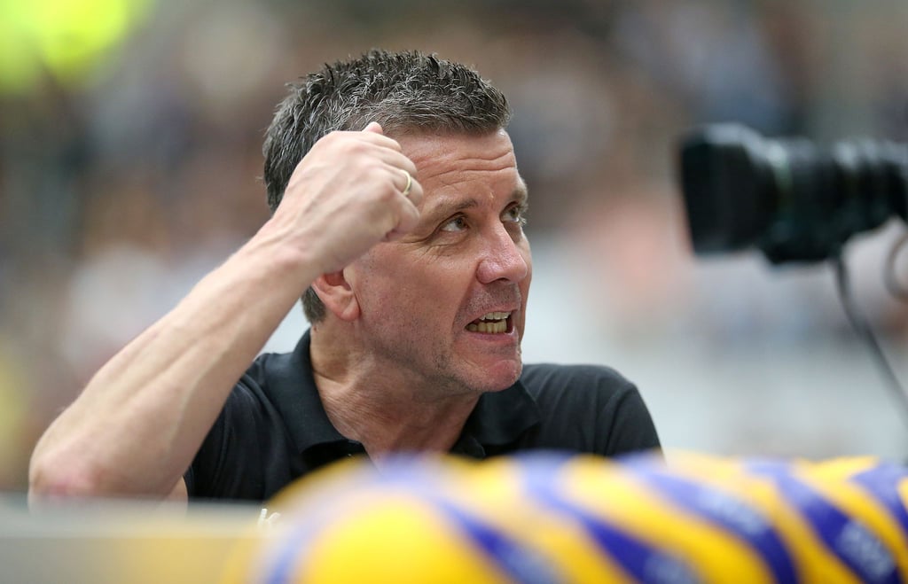 Trainer Waibl sah beim 3:1-Sieg in Wiesbaden eine Aufholjagd der Dresdner Volleyballerinnen.