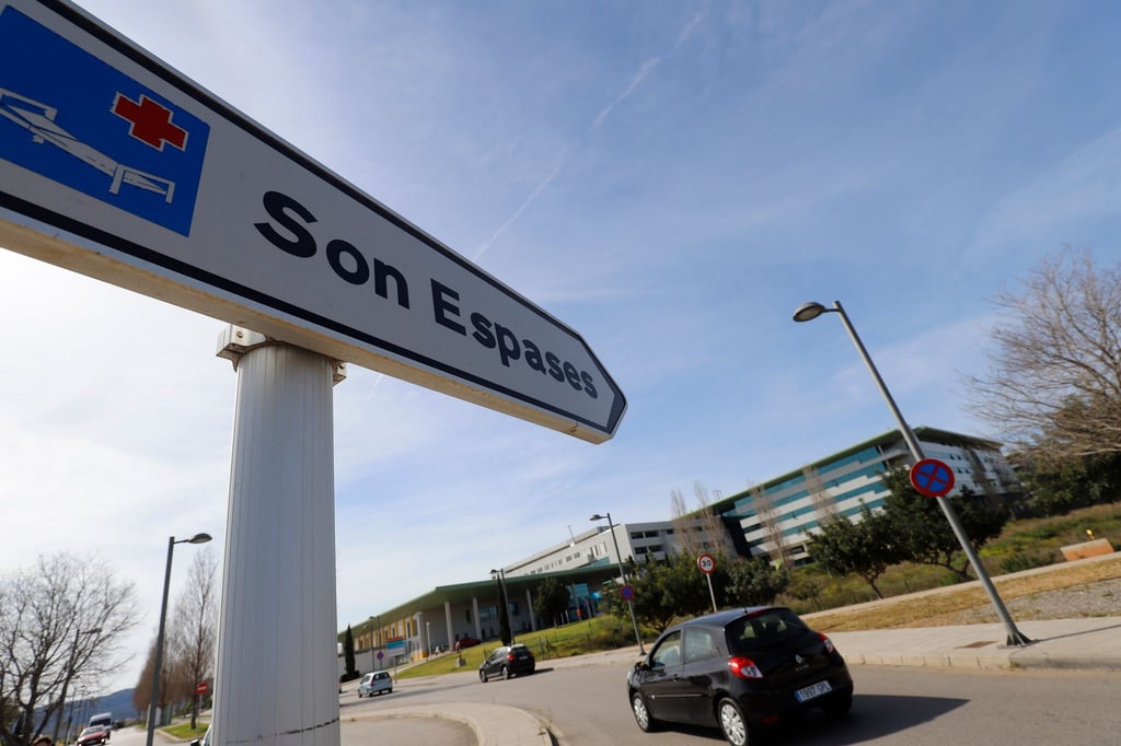 Die Geretteten wurden in das Krankenhaus Son Espases in Palma gebracht.