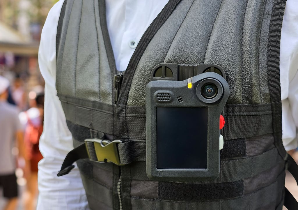 Die neueste Bodycam der Hightech-Schmiede Netco aus Blankenburg. Sie ist bundes- und europaweit bei Polizei, Ordnungsbehörden und Bahnunternehmen im Einsatz.