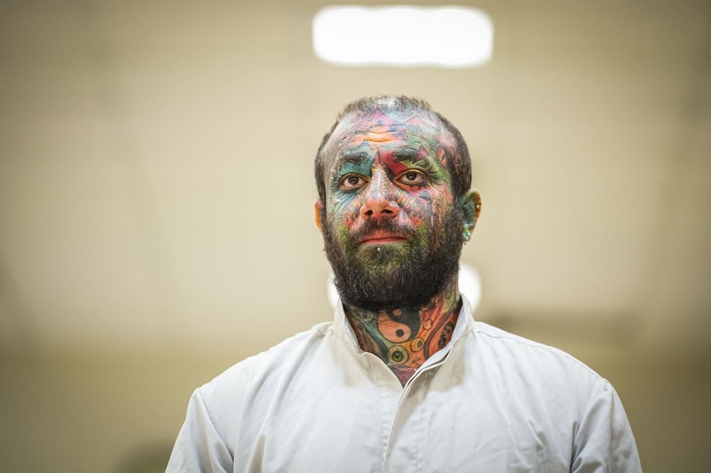 Der iranische Rapper Amir Tataloo wurde wegen Verbreitung „von Unzucht“ zu zehn Jahren Haft verurteilt. (Archivbild)