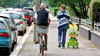 In Magdeburg nutzen einige Radfahrer lieber  die Fußwege als das holprige Straßenpflaster. Laut Straßenverkehrsordnung ist der Gehweg den Fußgängern vorbehalten. Radfahrer haben den Radweg oder – wenn keiner vorhanden ist – die Fahrbahn zu nutzen. 