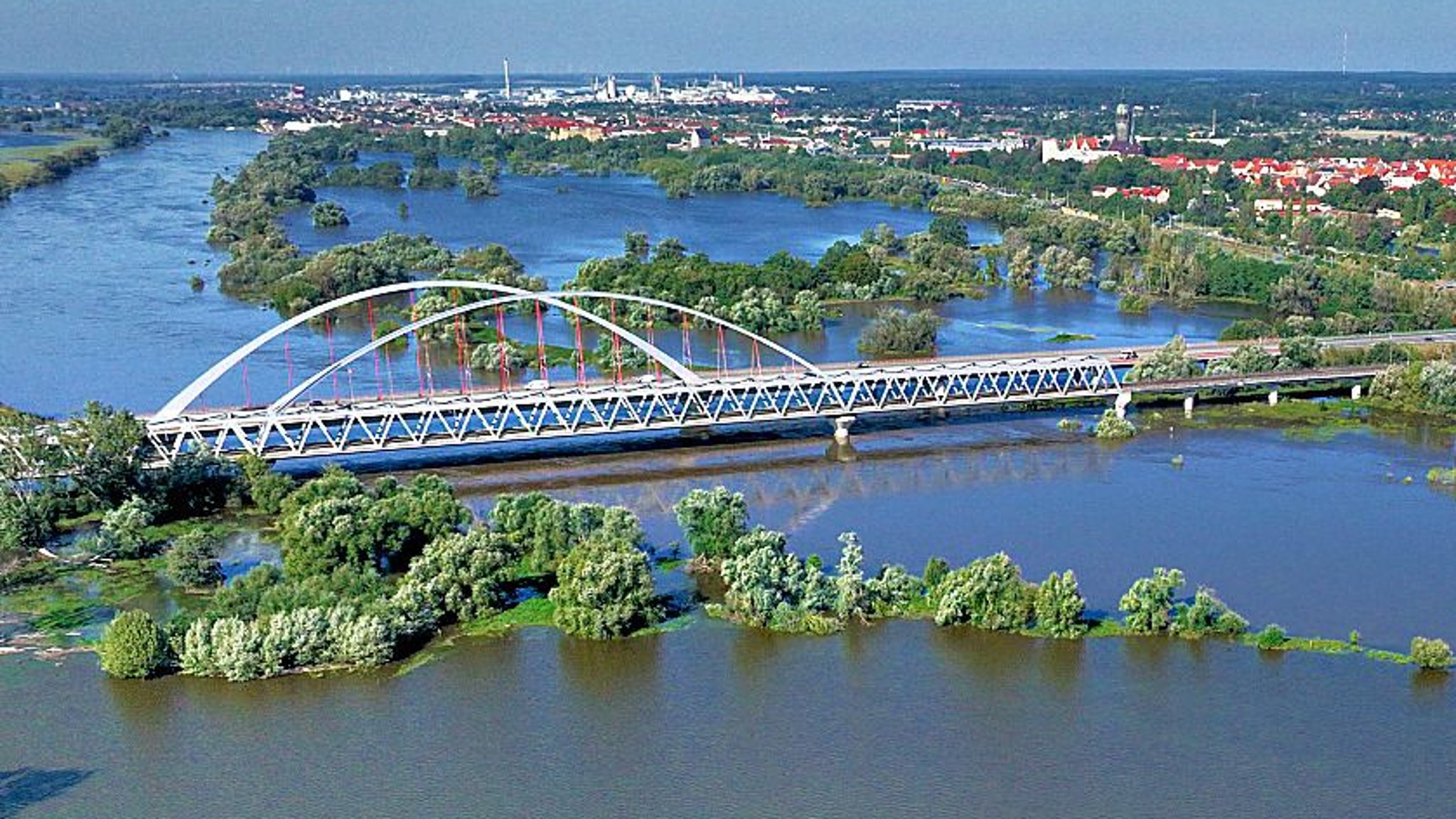 Wetterrückblick Zu warm und ergiebige Niederschläge So war der