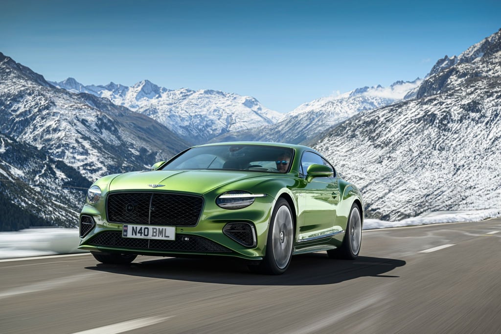 Bentley vor Traumkulisse: Der Haken an der Sache ist das zwingene Vorhandensein entsprechender finanzieller Mittel, um so ein Szenario in die Realität umzusetzen.