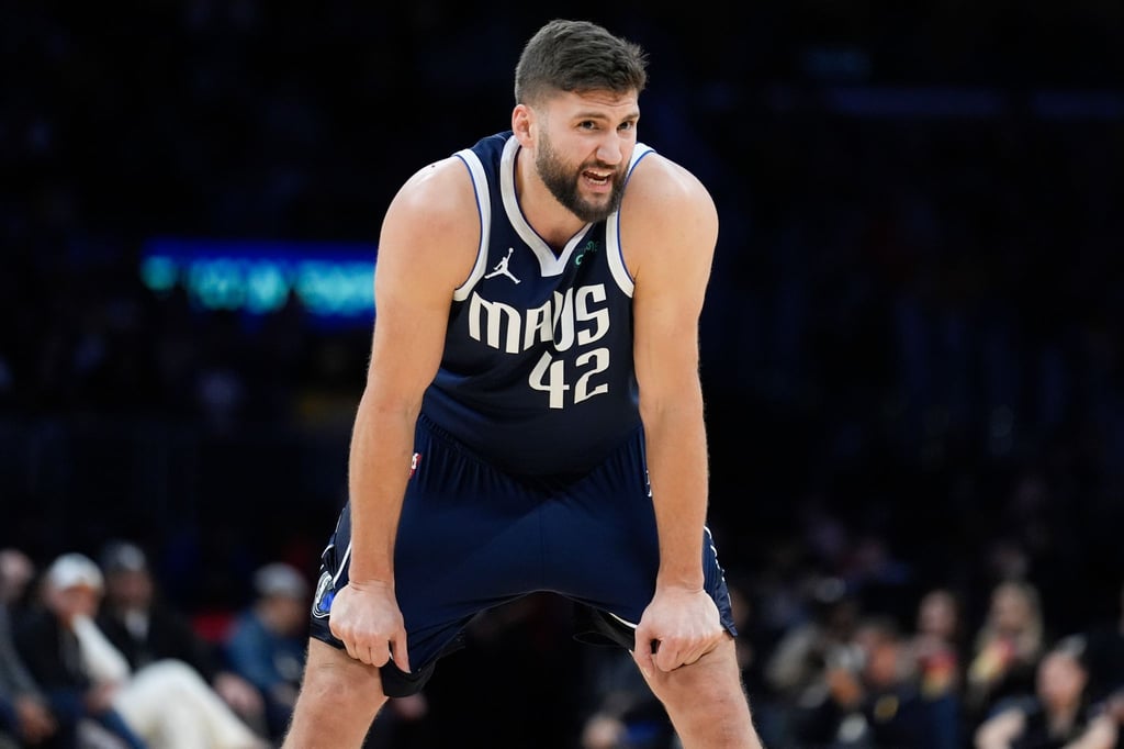 Maxi Kleber hat sich vor dem Beginn der Vorbereitung auf die NBA-Saison verletzt.