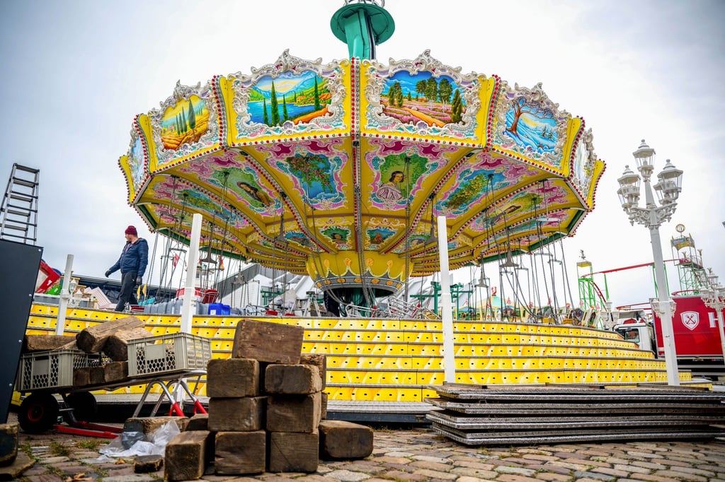 Die Vorbereitungen für den Bremer Freimarkt laufen auf Hochtouren.