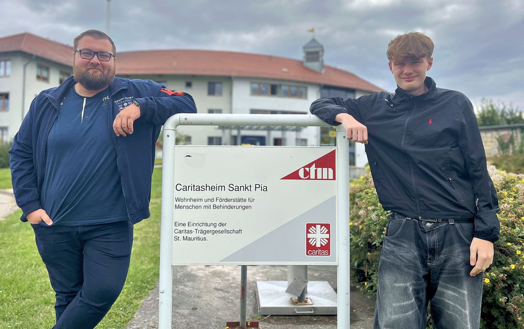 Lukas Hehn (links) und Moritz Lorenz haben ihre Ausbildung in Dingelstedt begonnen.
