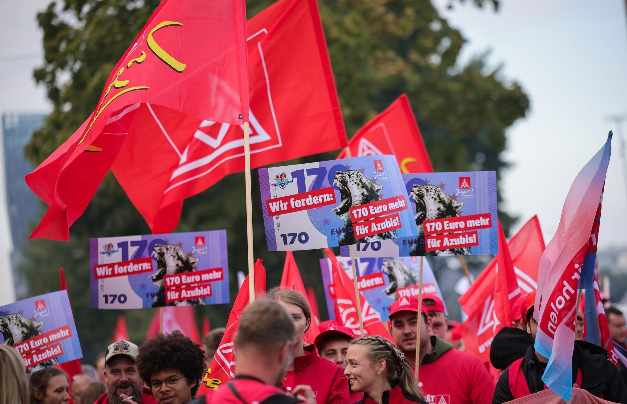 Tarifverhandlungen Zweite Tarifrunde für Metall und Elektroindustrie