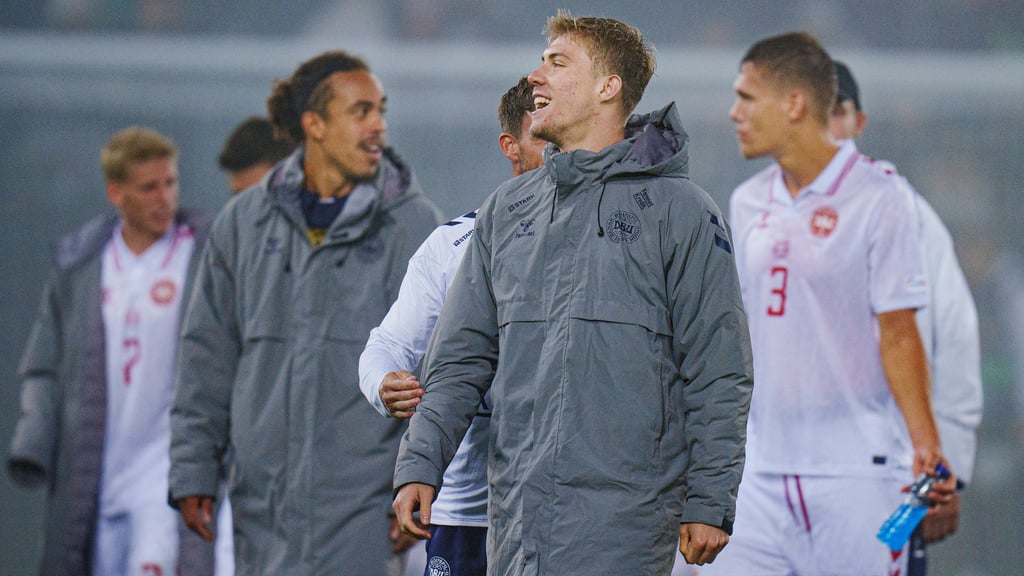 RB striker Poulsen on the bench in the fog of St. Gallen