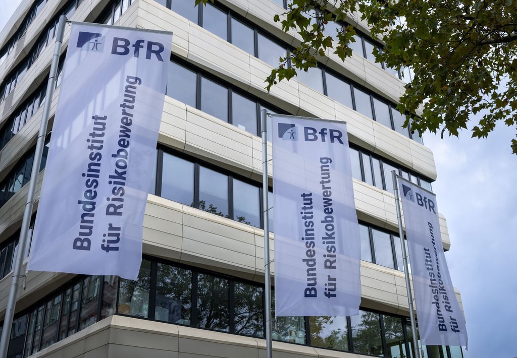 Laut dem Bundesinstitut für Risikobewertung sind 5 bis 10 Gramm Koffein-Pulver bereits potenziell tödlich. (Archivbild)