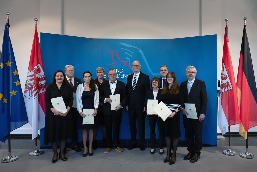 Die rot-schwarz-grüne Regierung in Brandenburg ist weiter geschäftsführend im Amt.