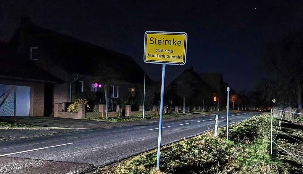 In Steimke leuchten seit geraumer Zeit einige Straßenlaternen nicht mehr. Der Ausfall ist auf den Breitbandausbau zurückzuführen.
