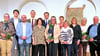 Geehrte und Gratulanten (von links): Petra Mohnberg, Landrat Patrick Puhlmann, David Bloser, Oberbürgermeister Bastian Sieler, Hiltraud Garlipp, Landwirtschaftsminister Sven Schulze, Michaela Oneßeit, Marita Schulze, Edelgard Jaeger, Landtagsabgeordnete Xenia Kühn, Karin Langnese,  Ingo Günther. 