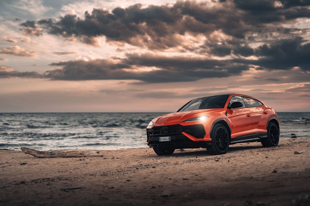 Lamborghini bringt den Urus SE als leistungsstarken Plug-in-Hybrid auf den Markt: 800 PS und 312 km/h Höchstgeschwindigkeit.