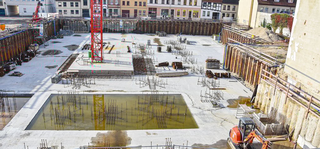 Viel passiert derzeit nicht auf der Baustelle für das künftige Rolandhaus. In der kommenden Woche sollen die Arbeiten offenbar weitergehen.